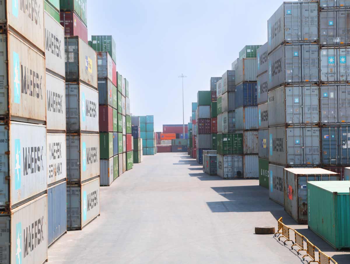 Container storage depot